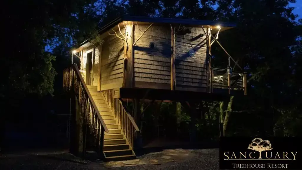 the-sanctuary-treehouse-resort