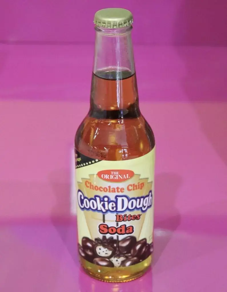 chocolate-chip-cookie-dough-bites-soda