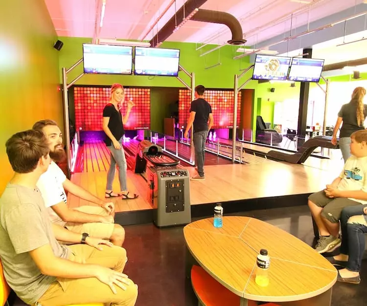 family mini bowling