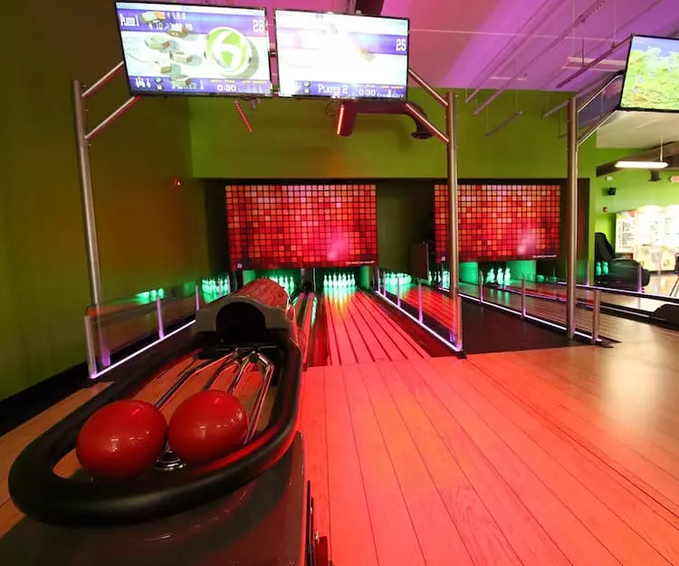 mini bowling pigeon forge
