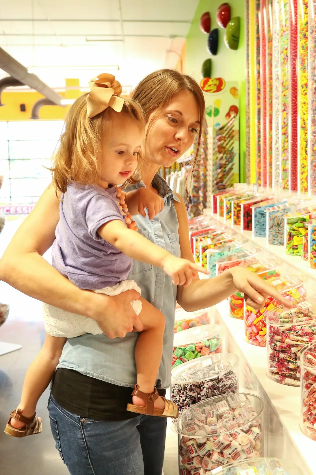 pigeon forge candy shop