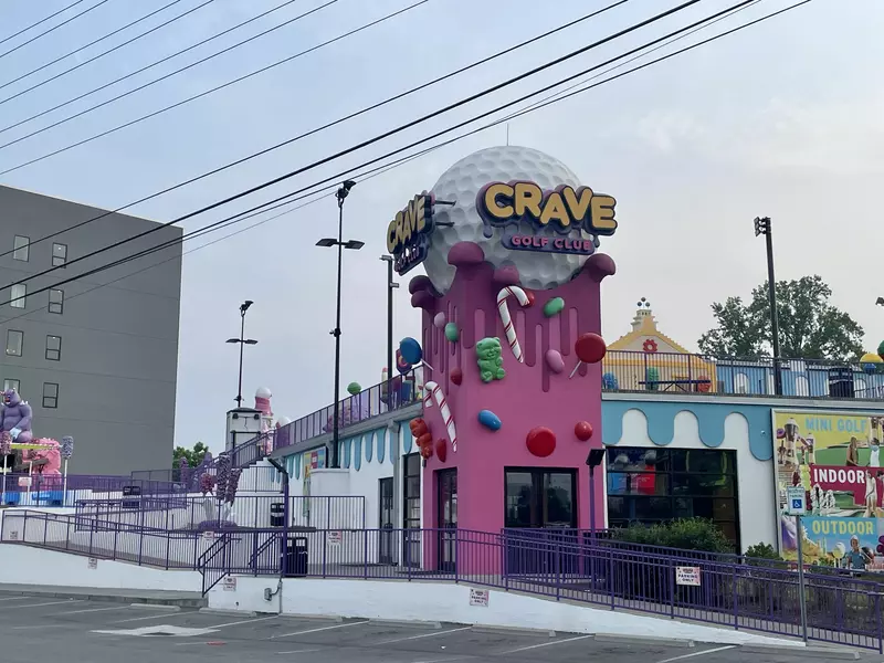 Crave Golf Club in Pigeon Forge TN